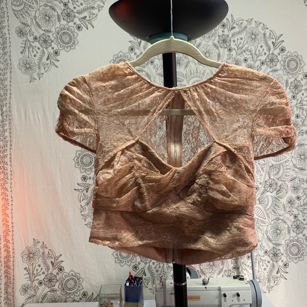 Salmón lace skirt set